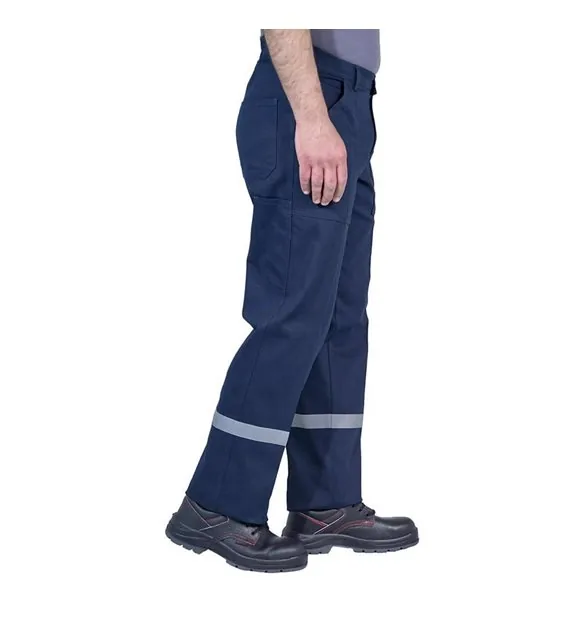 Antrasit gabardin reflektörlü iş pantolonu, yandan görünüm · İlke Tekstil