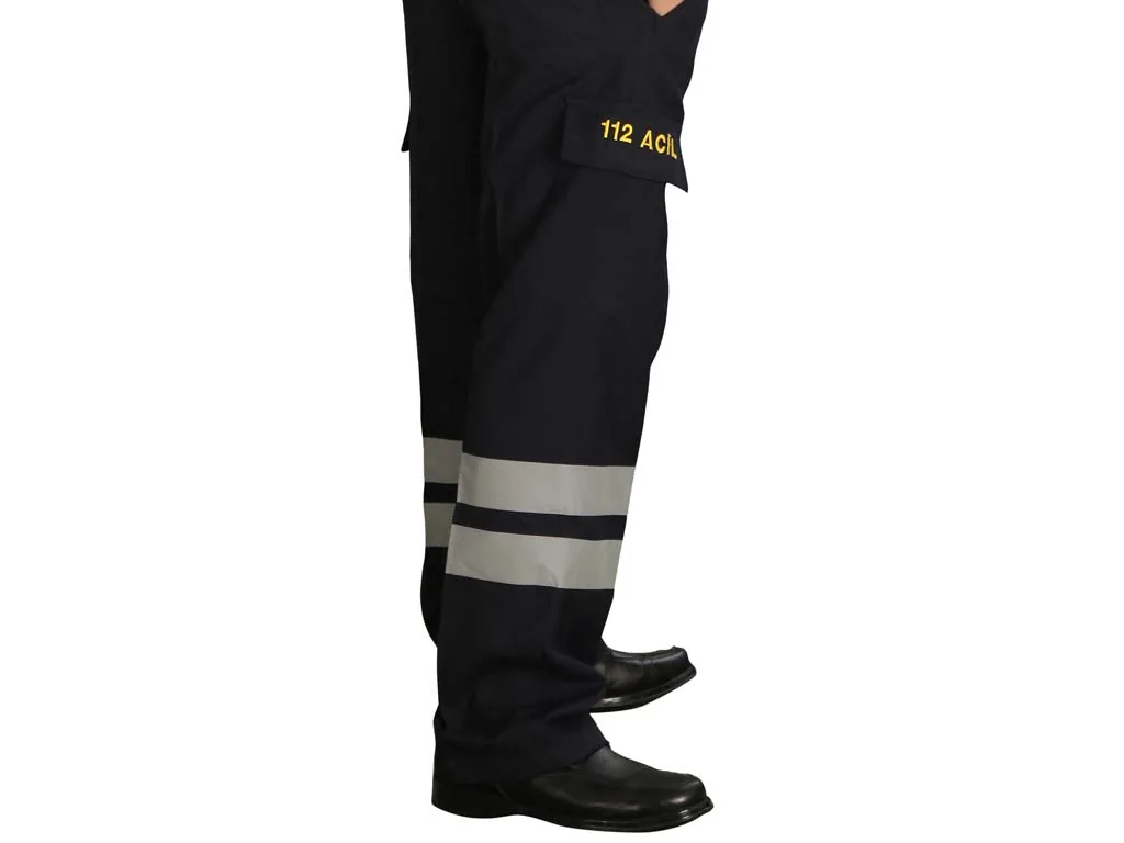 Siyah acil servis / ambulans iş pantolonu, reflektörlü şeritli · İlke Tekstil