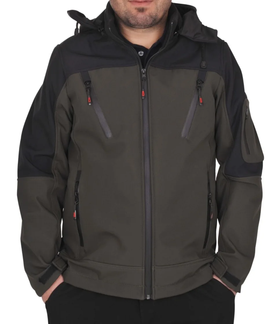 Füme ve siyah parçalı kapşonlu softshell iş montu, personel üzerinde önden görünüm